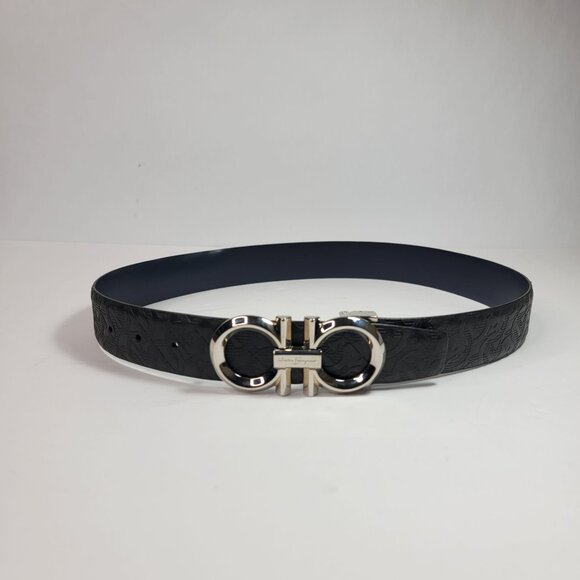 Salvatore Ferragamo Accessories - Salvatore Ferragamo Black Leather Embossed Adjustable Gancini Belt